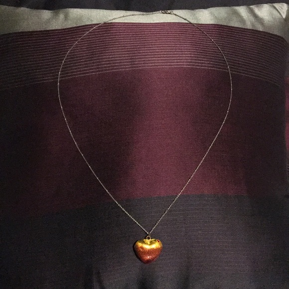 Heart shaped necklace *FREE with purchase - Picture 1 of 4